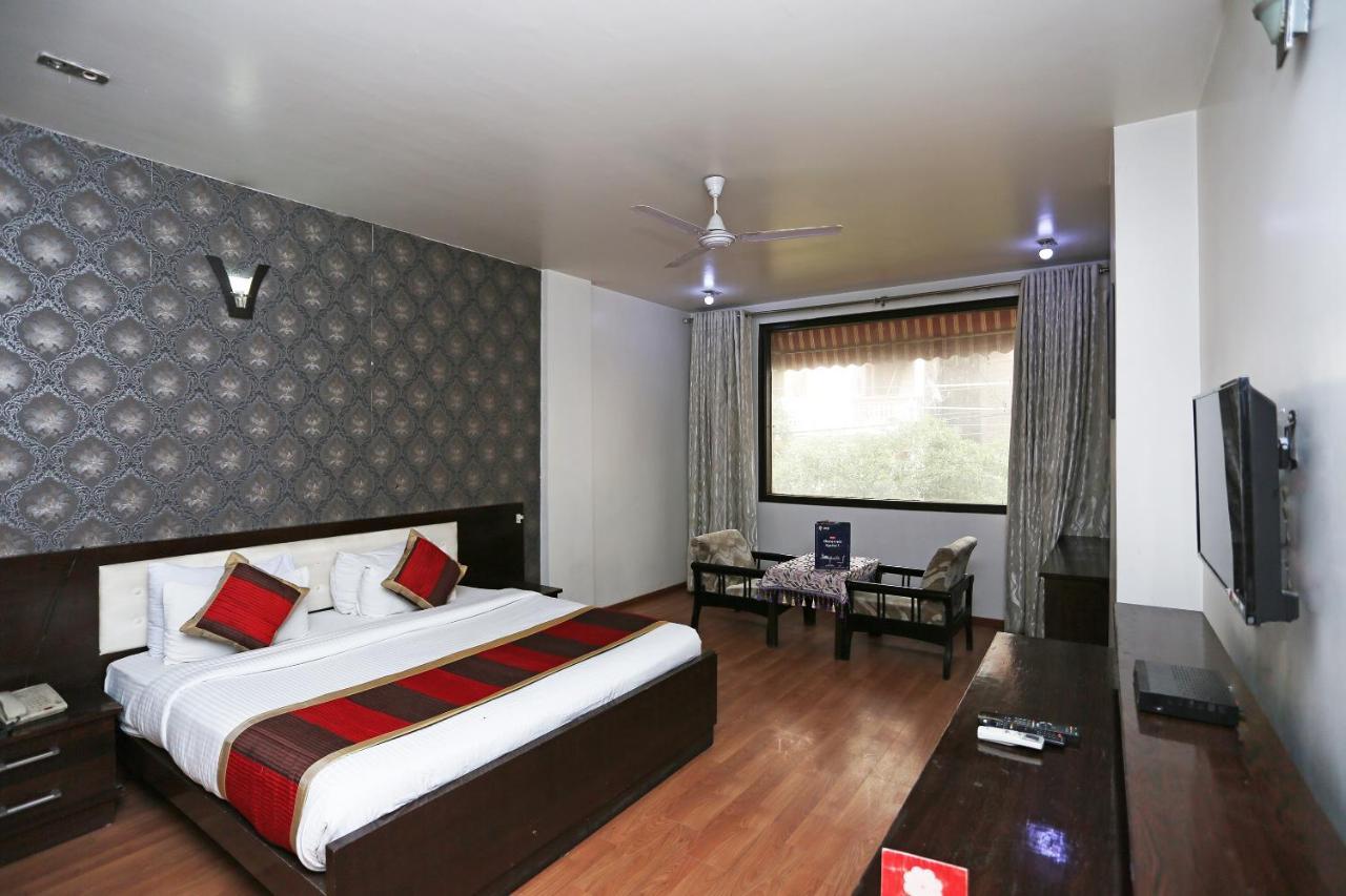 Hotel Palazzo Di Lara Ґазіабад Екстер'єр фото