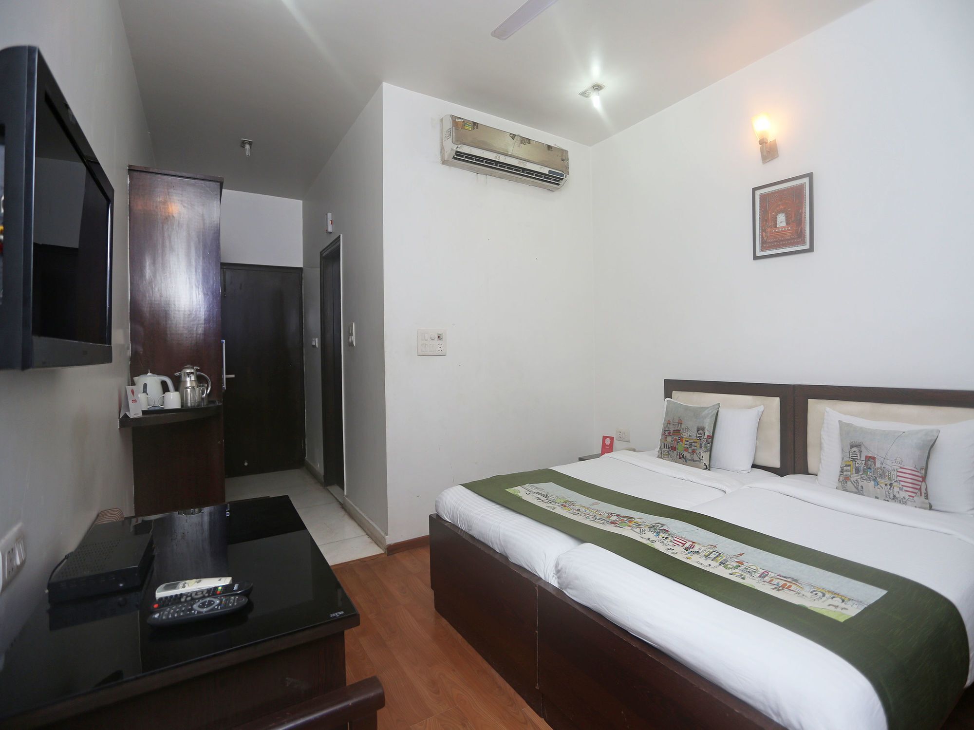 Hotel Palazzo Di Lara Ґазіабад Екстер'єр фото